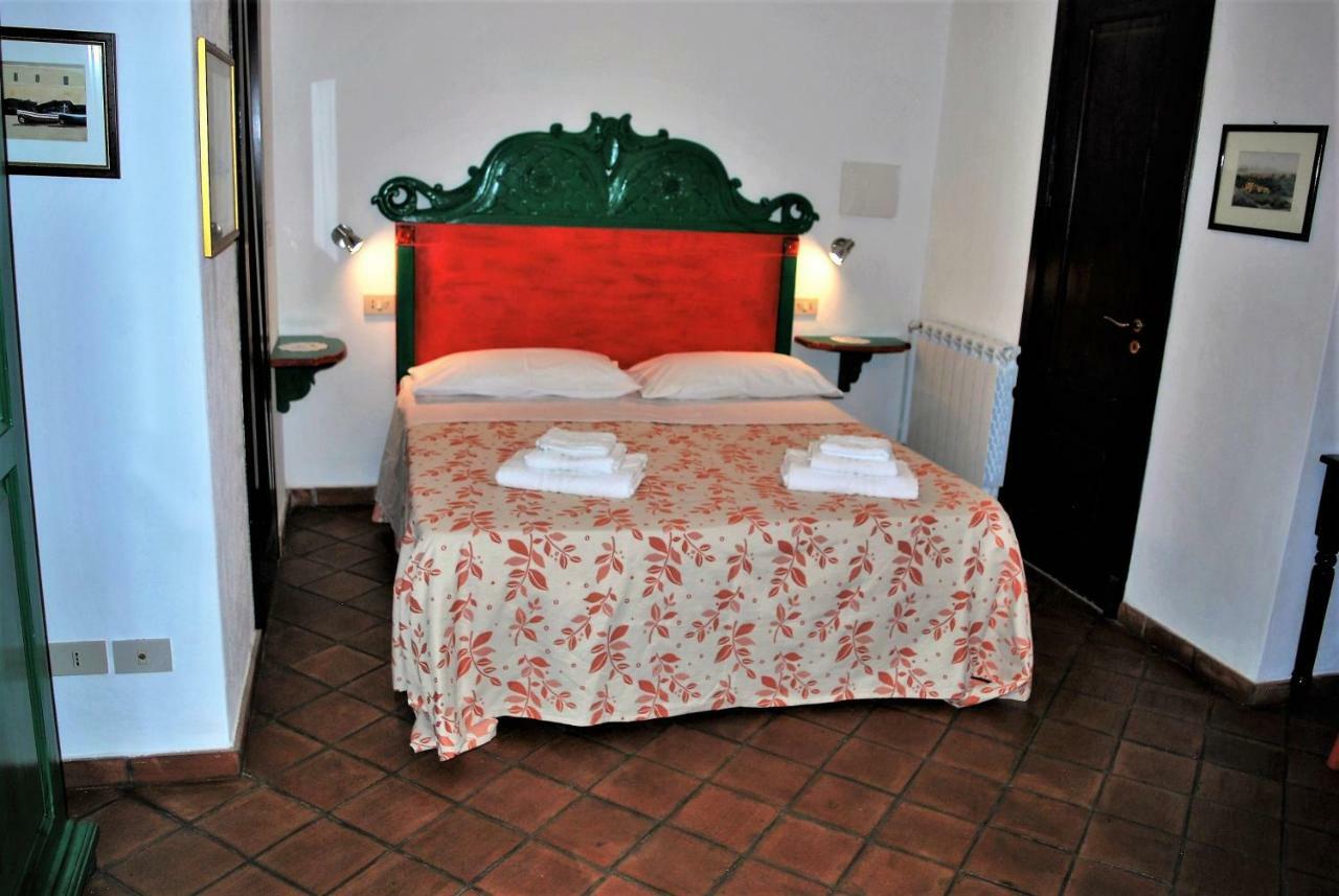 B&B Terre Di Sicilia Giardini Naxos Exterior foto