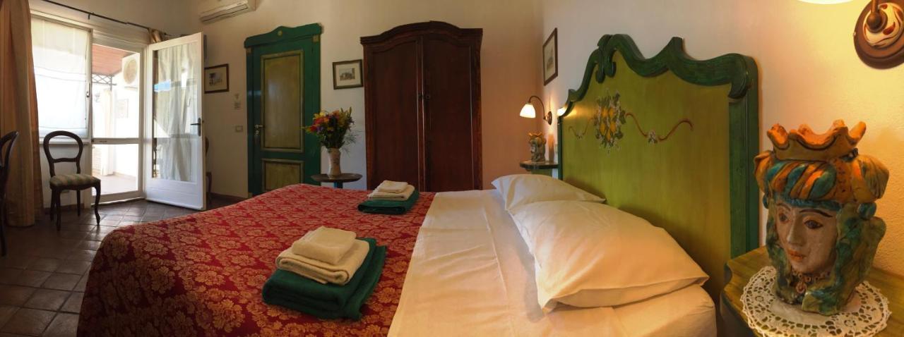 B&B Terre Di Sicilia Giardini Naxos Cameră foto